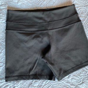 Lululemon Sz4 Midrise Shorts